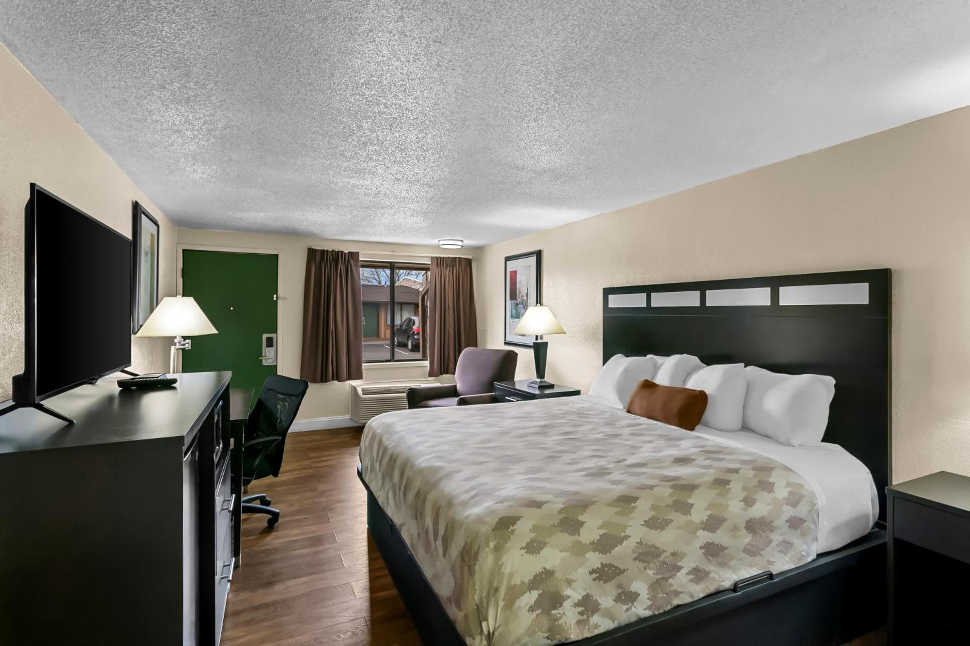 Americas Best Value Inn Мартинсбърг Екстериор снимка