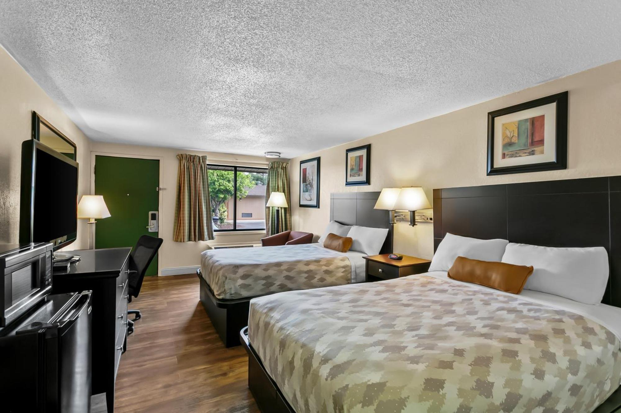 Americas Best Value Inn Мартинсбърг Екстериор снимка