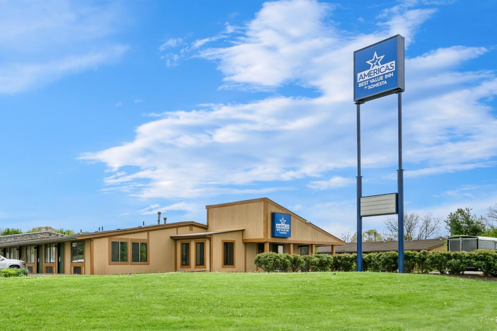 Americas Best Value Inn Мартинсбърг Екстериор снимка